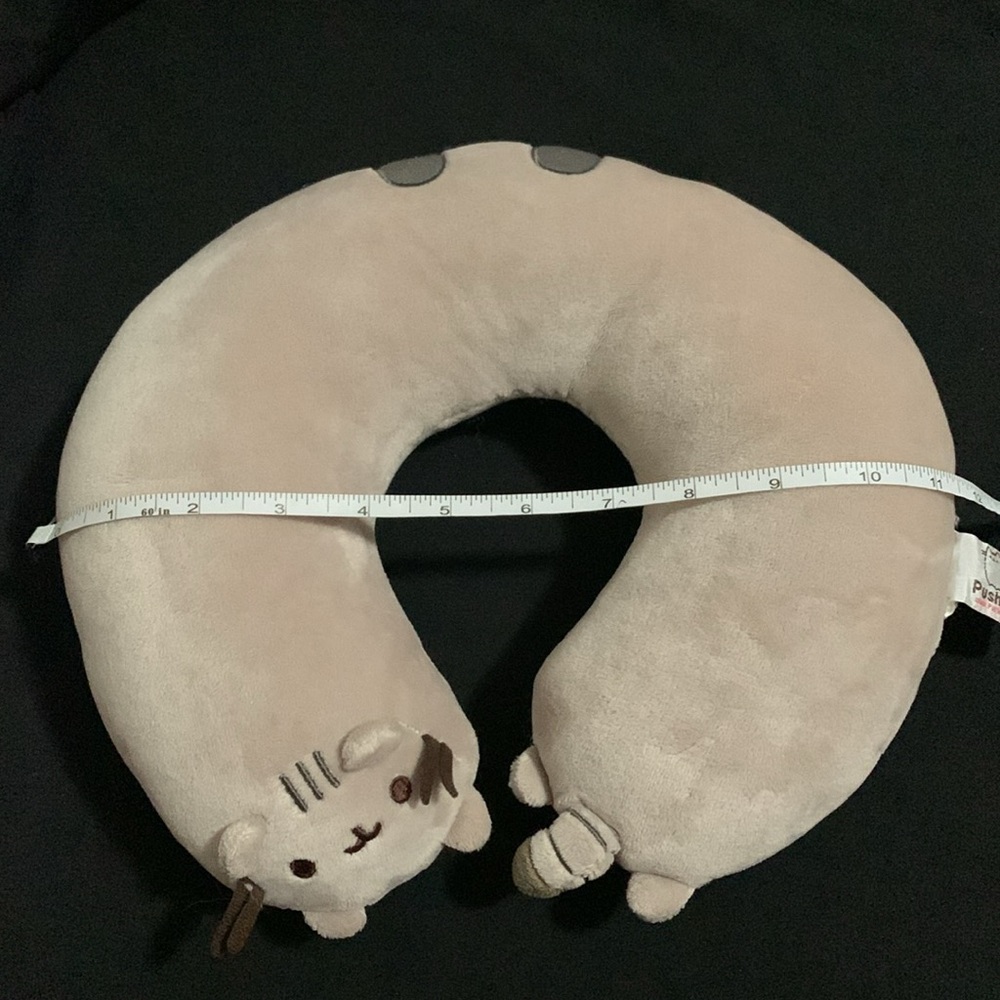 Pusheen Travel Neck Pillow Rare - Picture 4 of 5